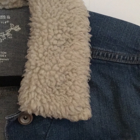 Shearling Collared Denim Jacket - Picture 5 of 6